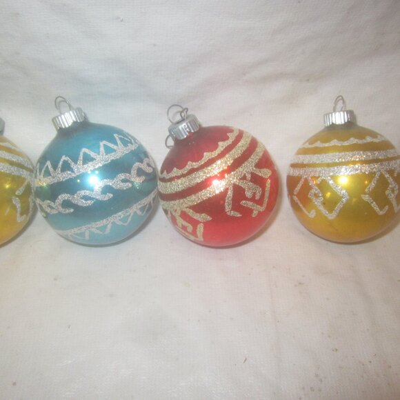 VTG SHINY BRITE ORNAMENTS, SET OF 7, W/UNIQUE GLITTER DESIGN - Picture 5 of 10
